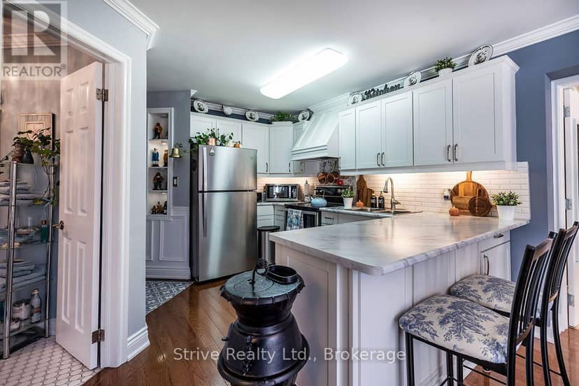 14 Christie Crescent — photo 27 of 40