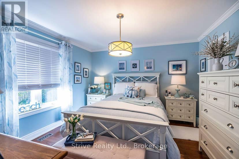 14 Christie Crescent — photo 29 of 40