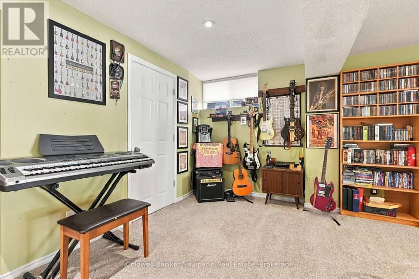 41 Creekside Drive — photo 32 of 40