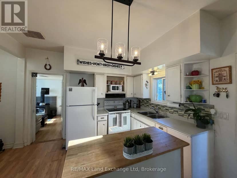 52 Clinton Street S, South Bruce, photo 8