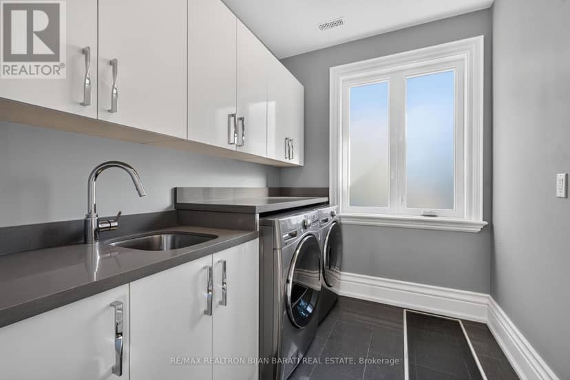 34 Flaremore Crescent — photo 40 of 40