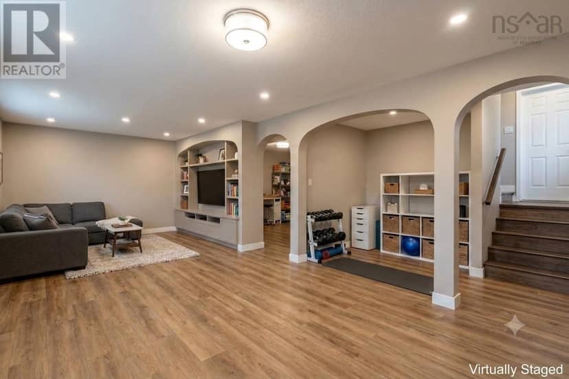10 Blanchard Crescent — photo 33 of 40