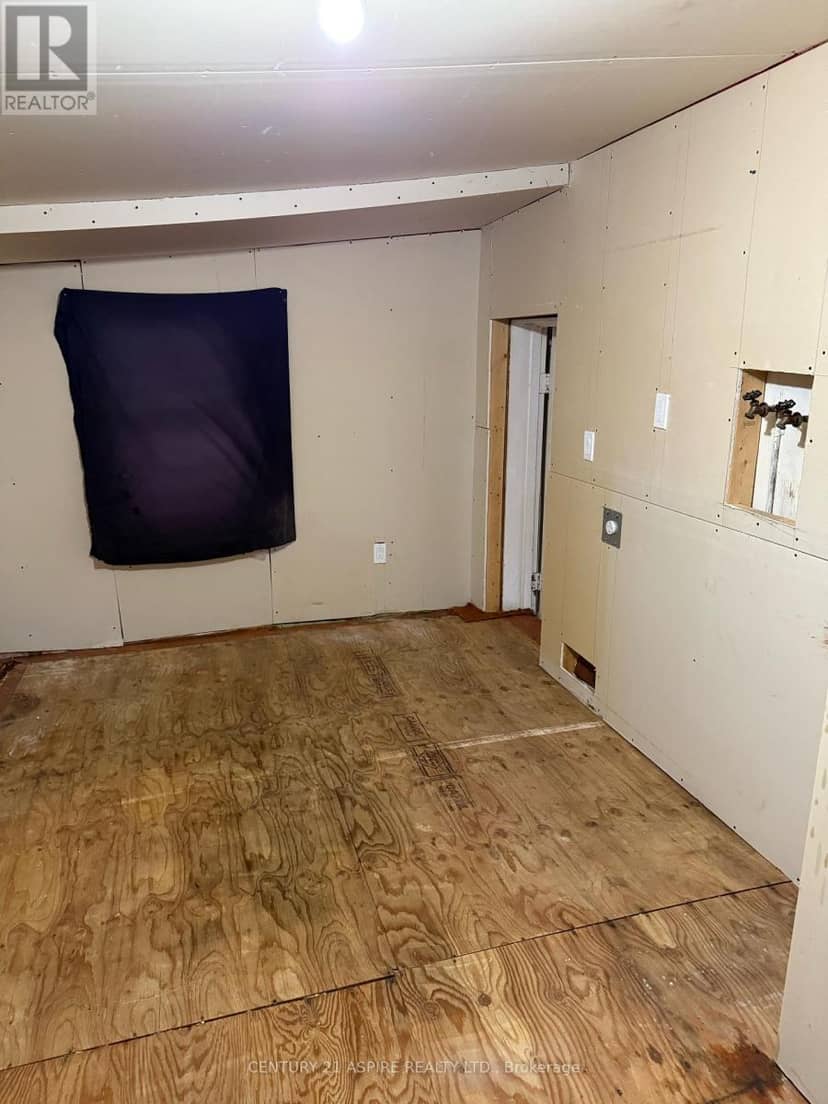 998 Bronx Street — photo 31 of 40