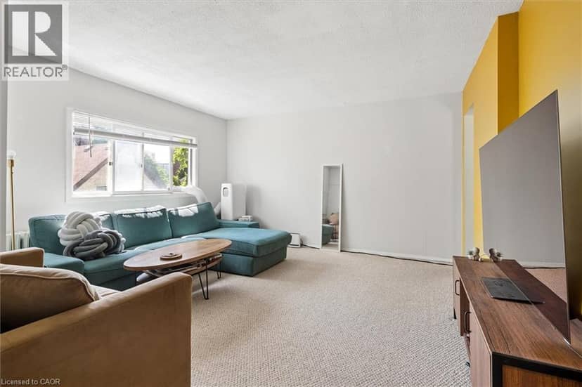 149 YOUNG Street — photo 17 of 40