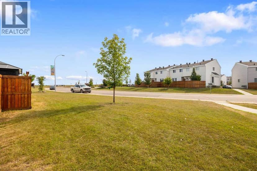 10, 701 Beacon hill Drive, Fort McMurray, photo 3