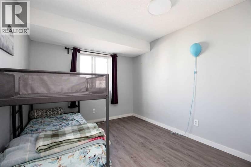 10, 701 Beacon hill Drive — photo 15 of 31
