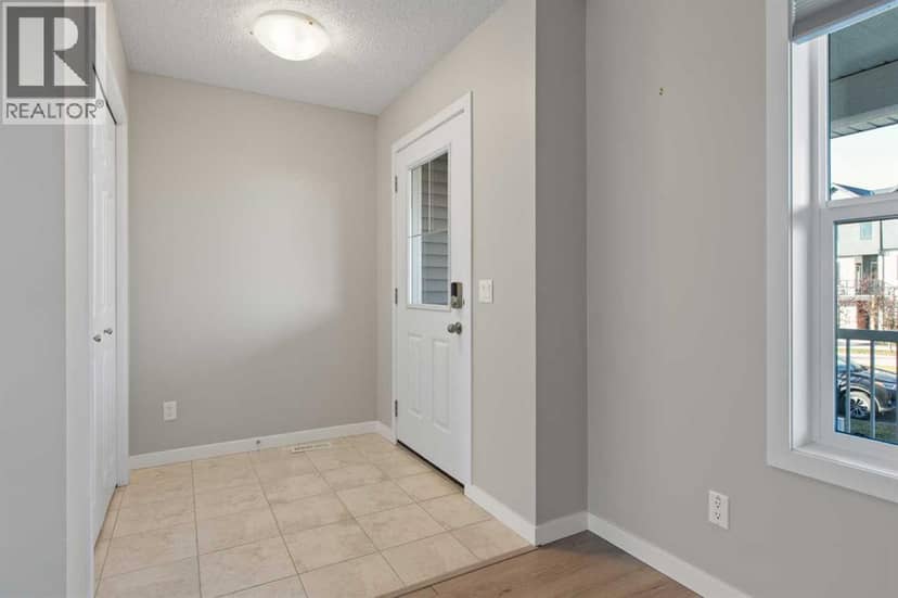 276 Sunset Road, Cochrane, photo 5