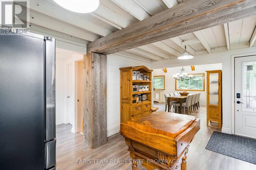 172 Albin Road — photo 9 of 40