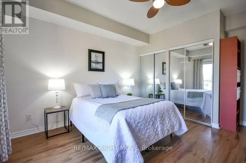 Unit 302 - 9 Westmount Drive S — photo 20 of 34