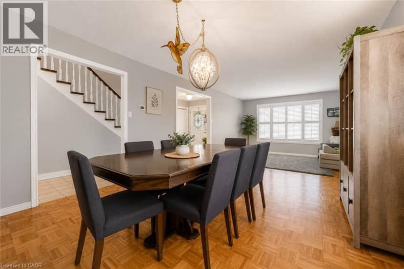 330 MARGARET Avenue — photo 4 of 37