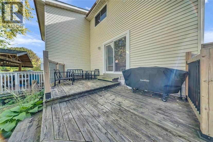 195 FIFE Road — photo 31 of 33