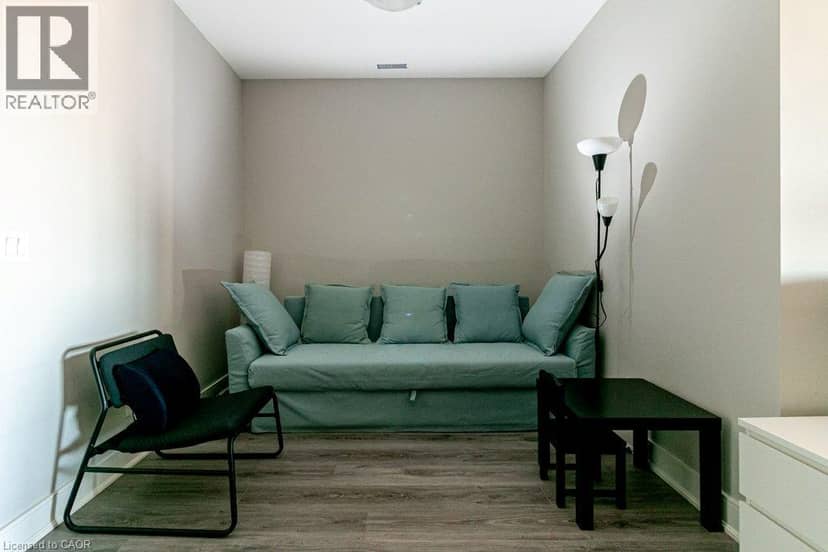 150 MAIN Street N Unit# 1005 — photo 14 of 40