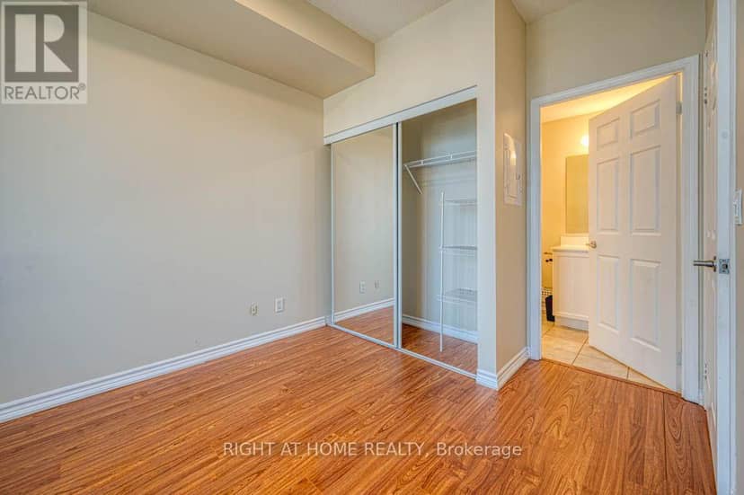 1711 - 388 Prince Of Wales Drive — photo 18 of 27