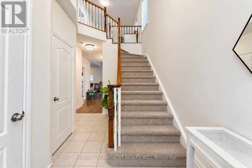 24 - 1375 Stephenson Drive — photo 16 of 35