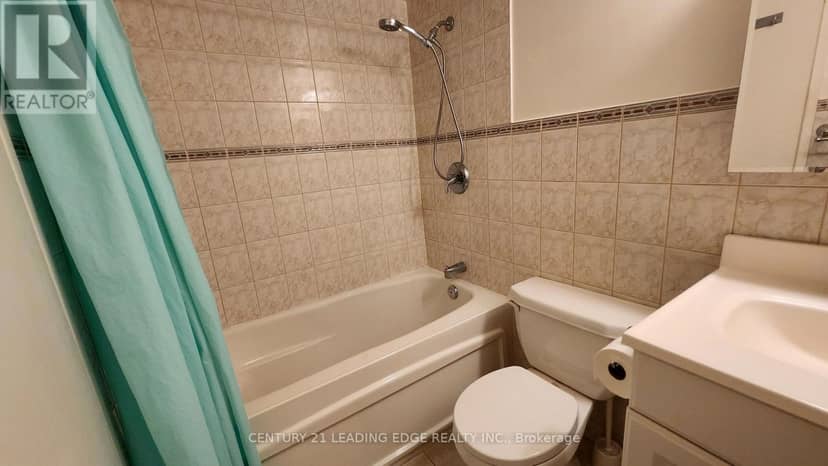 311 - 205 Hilda Avenue — photo 19 of 21