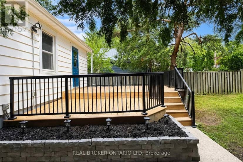 131 Bond Street — photo 37 of 40