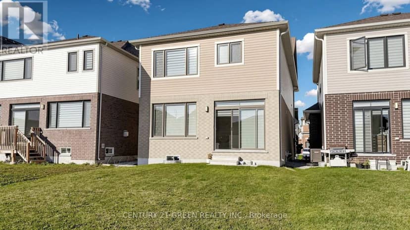 135 Fairey Crescent — photo 29 of 36