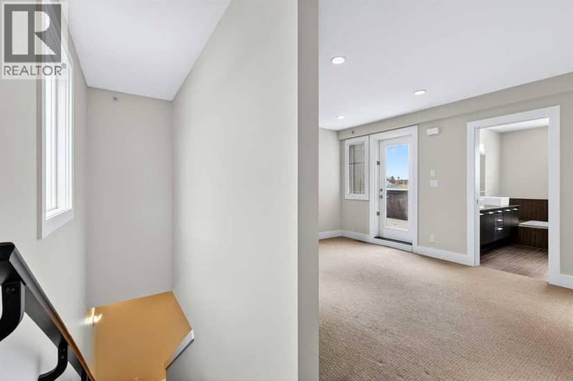 10, 1717 27 Avenue SW — photo 32 of 40