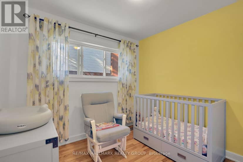 1340 Leaside Avenue — photo 14 of 27