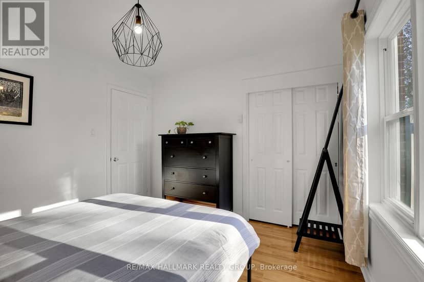 1340 Leaside Avenue — photo 13 of 27