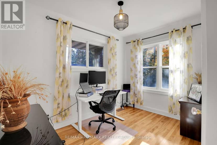 1340 Leaside Avenue — photo 15 of 27