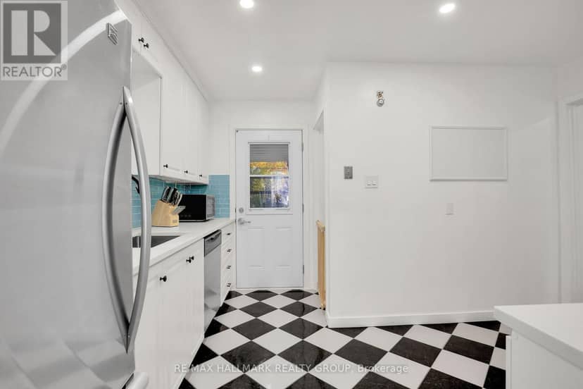 1340 Leaside Avenue — photo 8 of 27