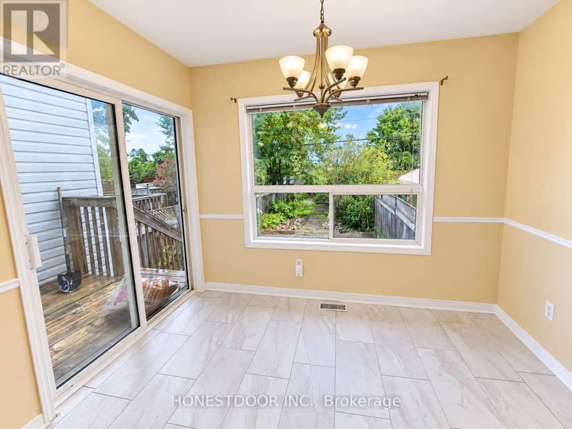 49 Mullcraft Crescent — photo 10 of 18