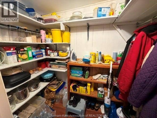 24 Sutton Court, Chatham, photo 8