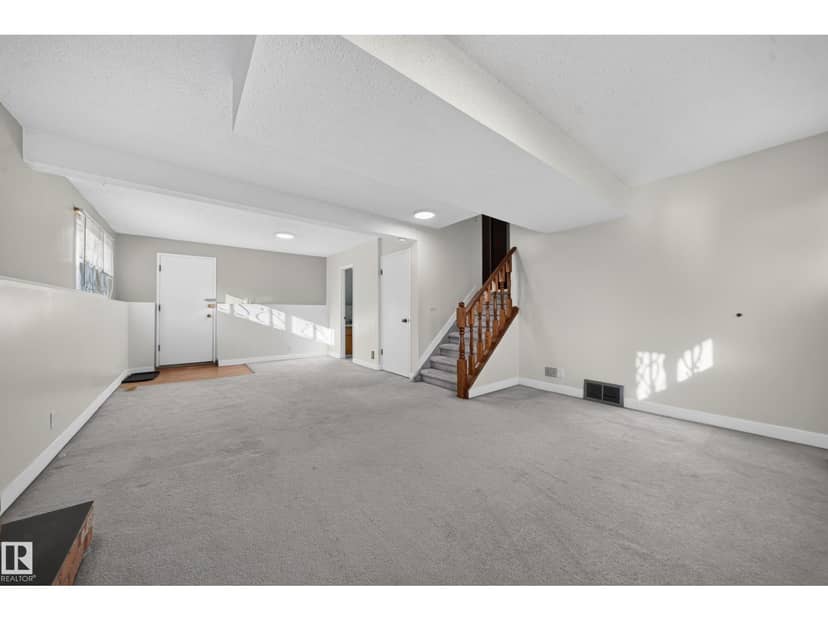3135 145 AV NW — photo 34 of 40