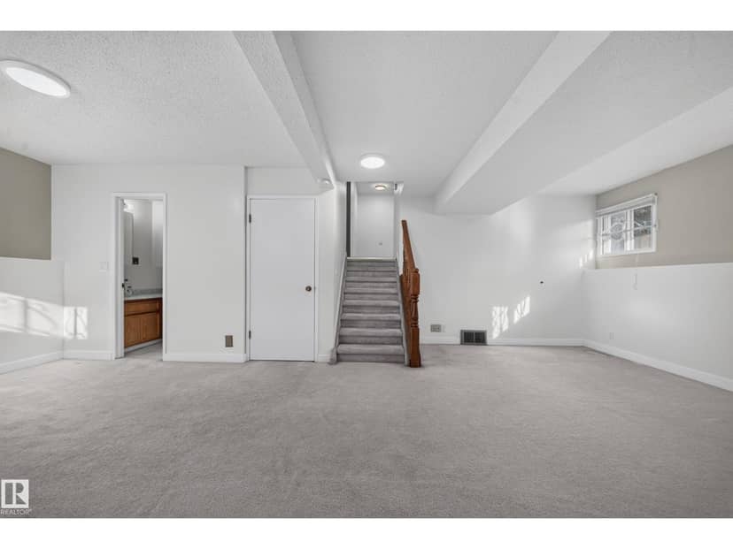 3135 145 AV NW — photo 30 of 40