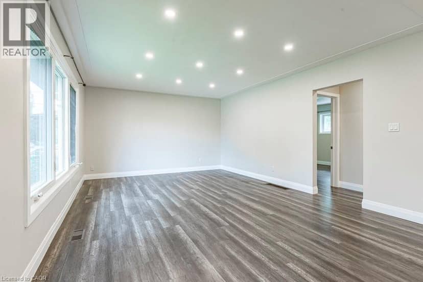 173 WEST 32ND Street — photo 3 of 40