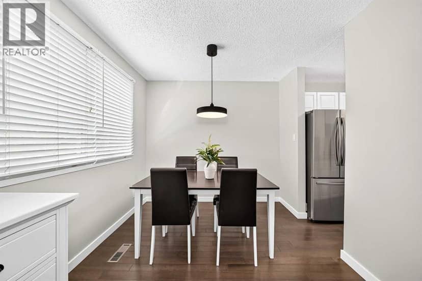 10304 Braeside Drive SW — photo 15 of 37