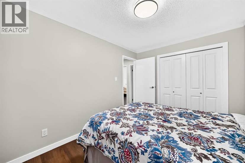 10304 Braeside Drive SW — photo 28 of 37