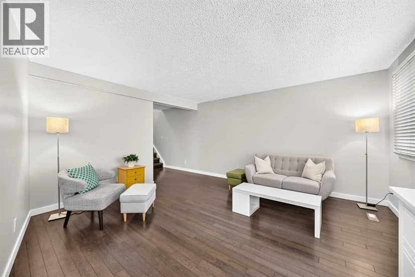 10304 Braeside Drive SW — photo 14 of 37