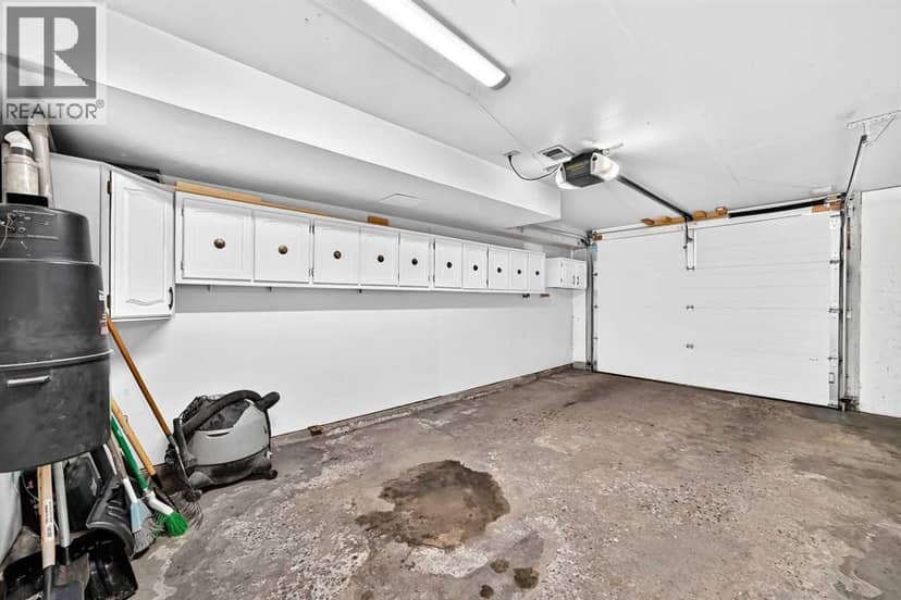 10304 Braeside Drive SW — photo 32 of 37