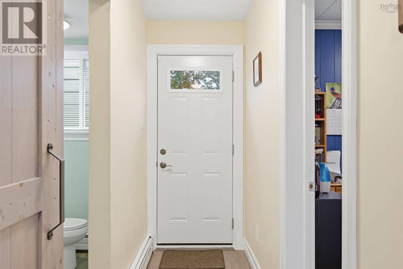 74 Hazelholme Drive, Halifax, photo 3