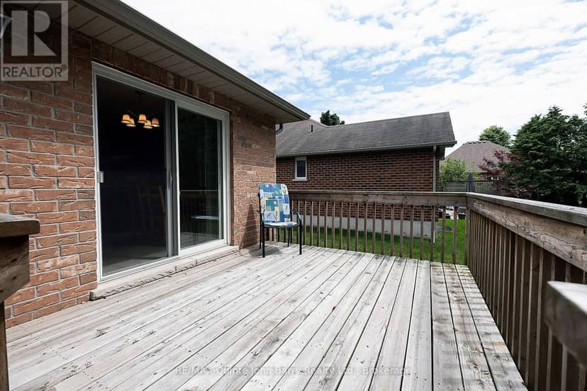 4 Algonquin Avenue — photo 25 of 35