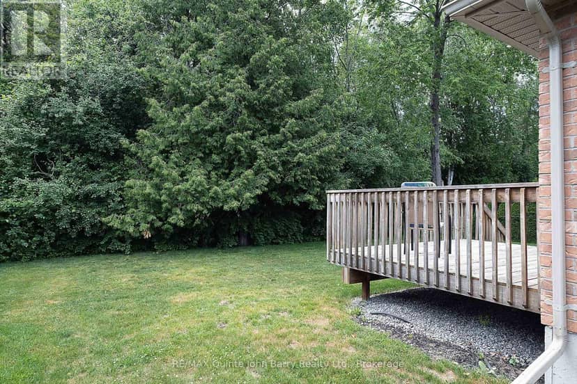 4 Algonquin Avenue — photo 29 of 35