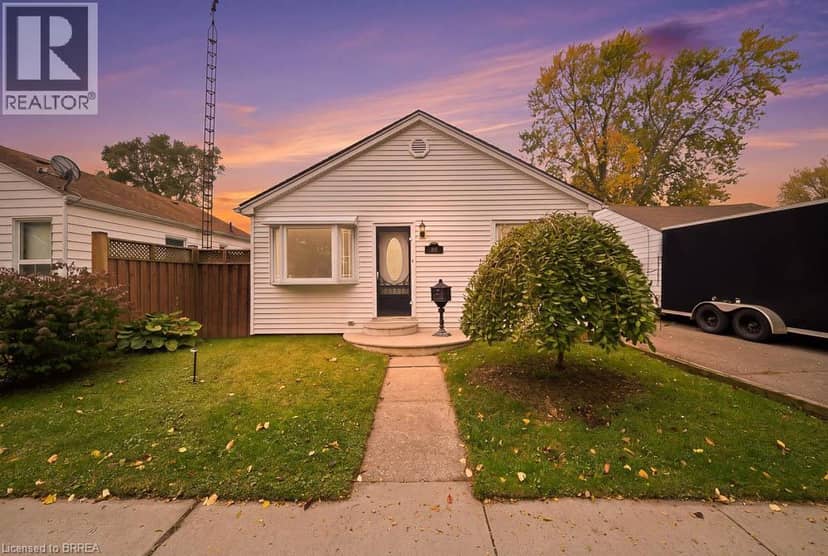 69 SIXTH Avenue, Brantford, photo 2