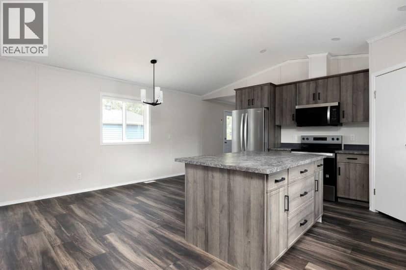 252 Gregoire Crescent — photo 19 of 40
