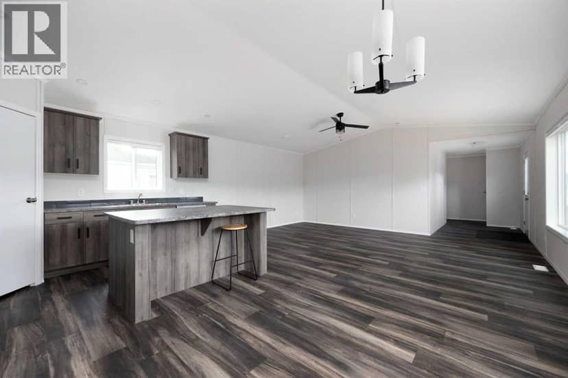 252 Gregoire Crescent — photo 17 of 40