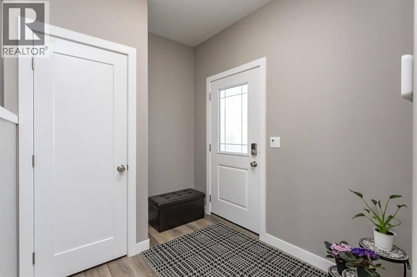 25 Trebble Close, Red Deer, photo 3
