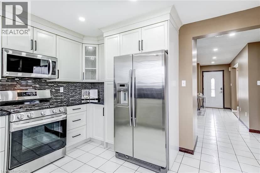 357 ACADIA Drive — photo 10 of 36