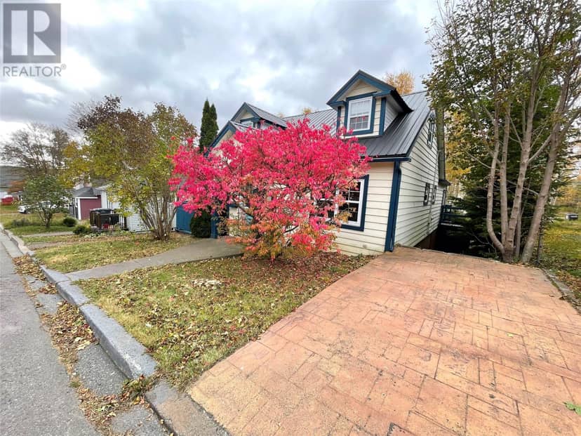 7 Beaumont Avenue — photo 3 of 24