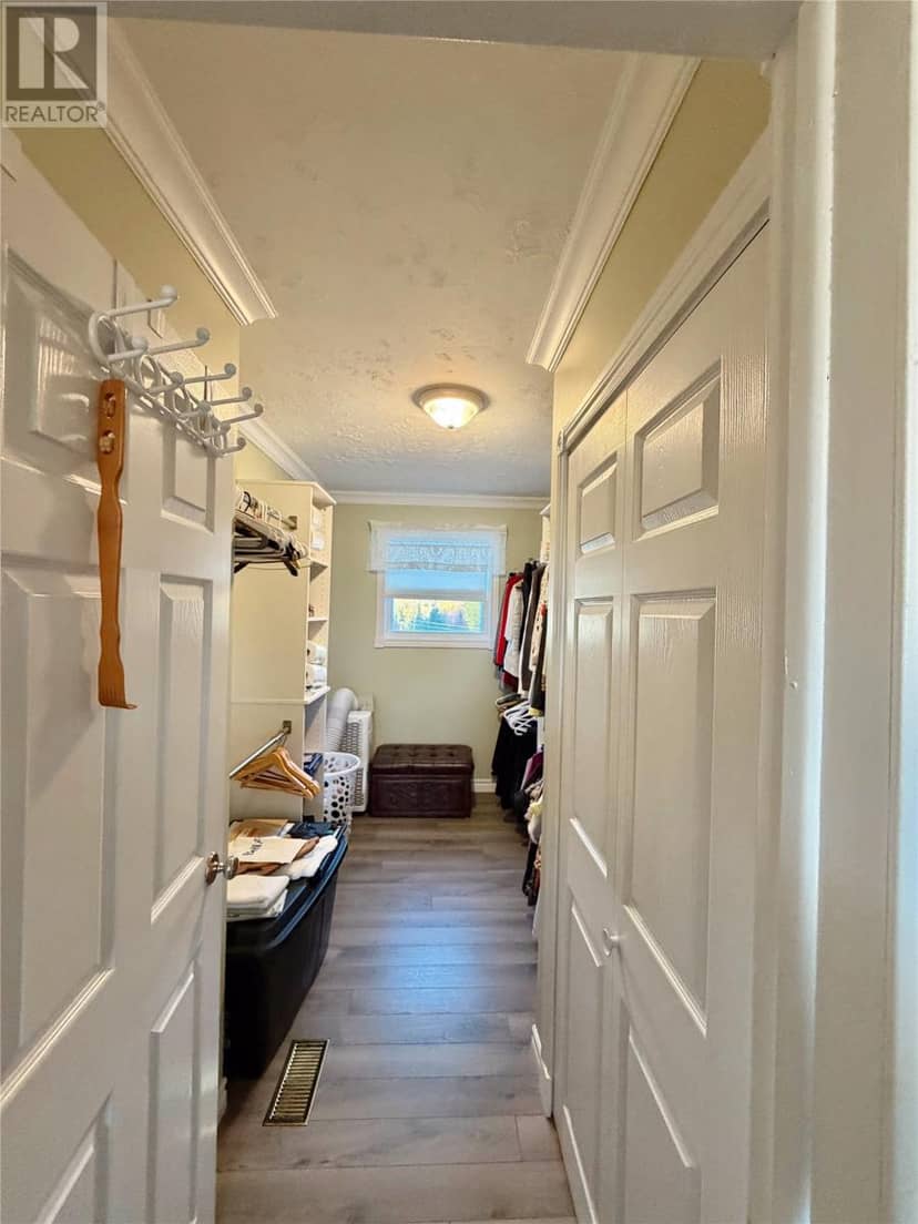 92 Juniper Avenue — photo 13 of 25