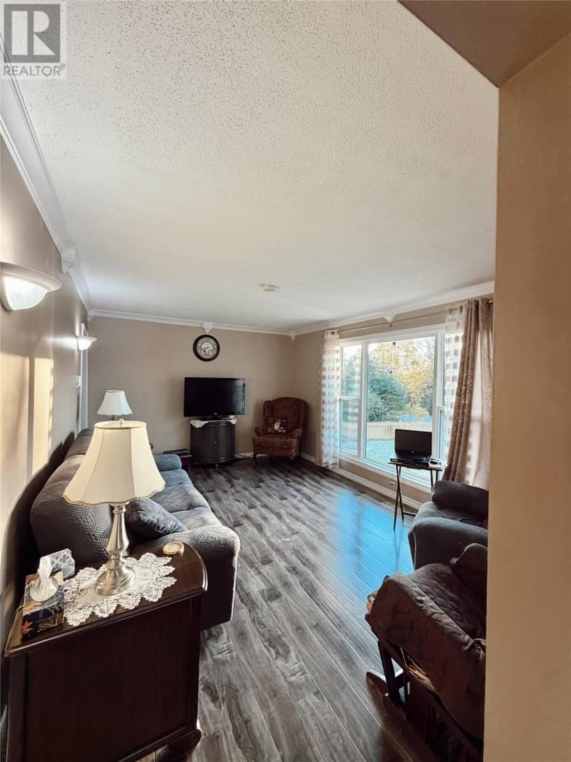 92 Juniper Avenue, Cormack, photo 8