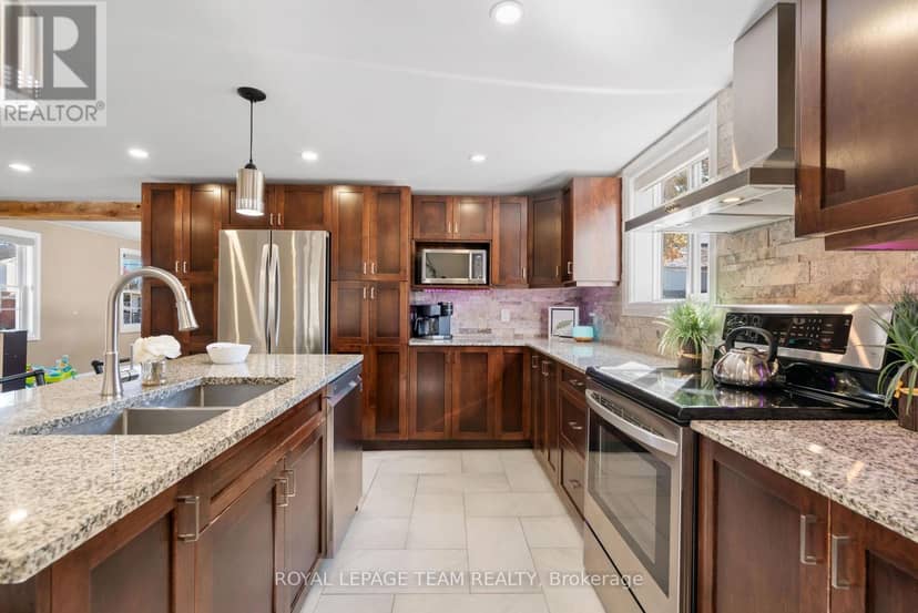 516 Sophia Street — photo 12 of 38