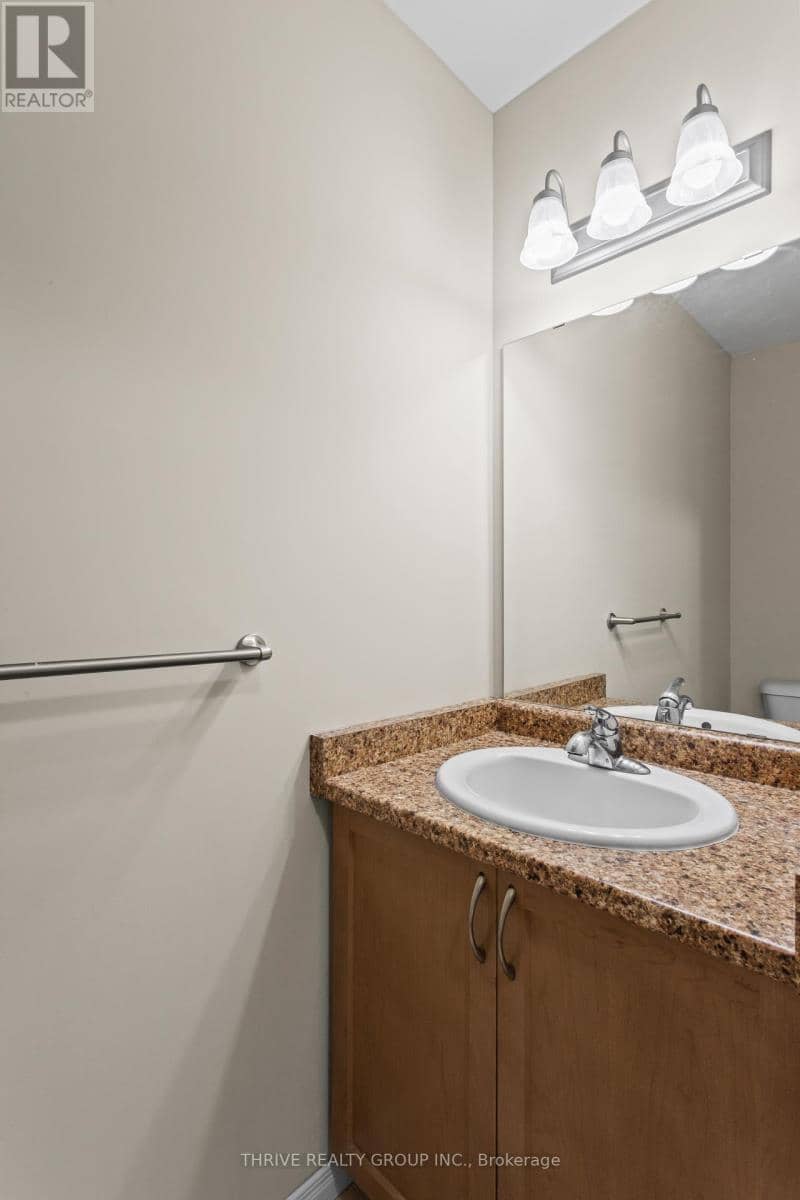 60 - 2145 North Routledge Park — photo 6 of 40