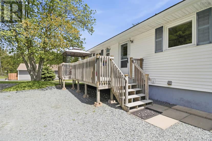 512 Windsor Junction Road — photo 33 of 40