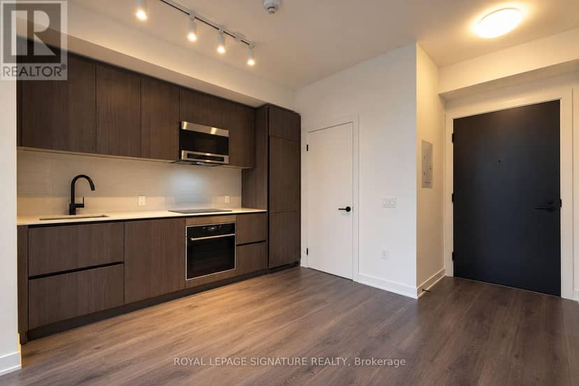 3403 - 117 Broadway Avenue — photo 11 of 12